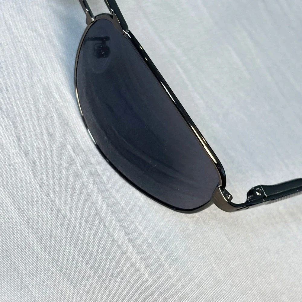 Vintage Swiss Army Voyager 25735 Sunglasses Gunmetal Aviator Mens Frames 58-20